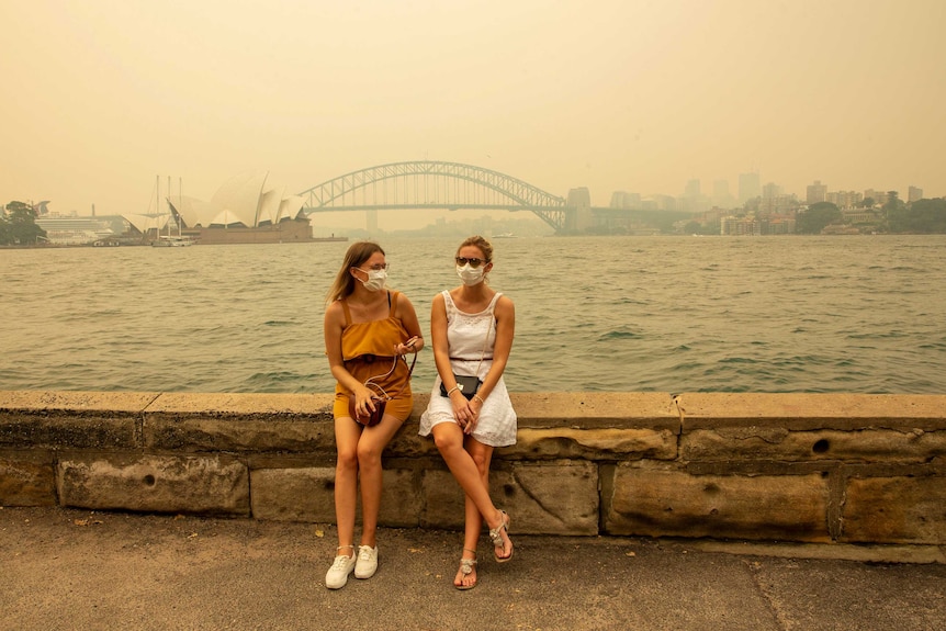 Heavy smoke in Sydney on December 19