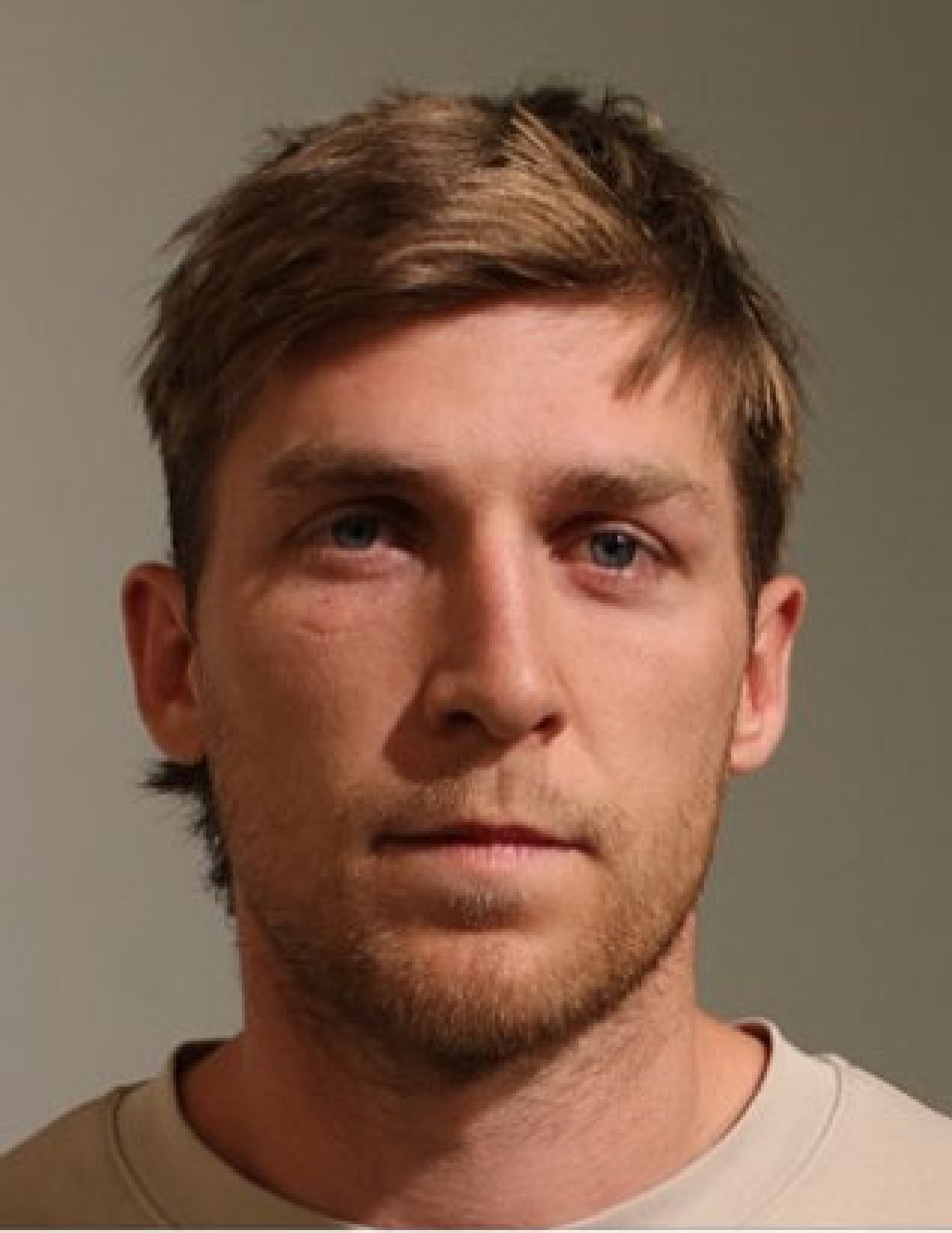 Hawthorn forward Moore found with 'crystalline substance', US police claim