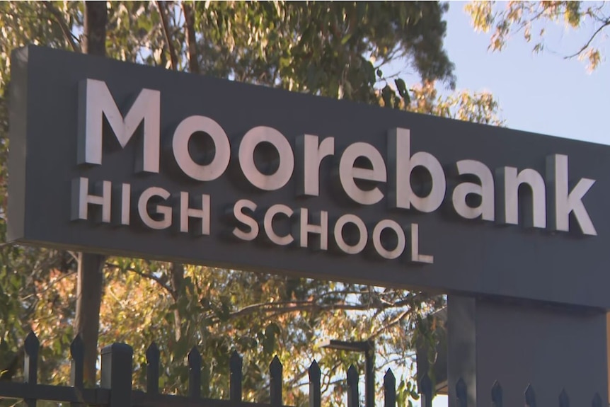 A sign saying "Moorebank High School".
