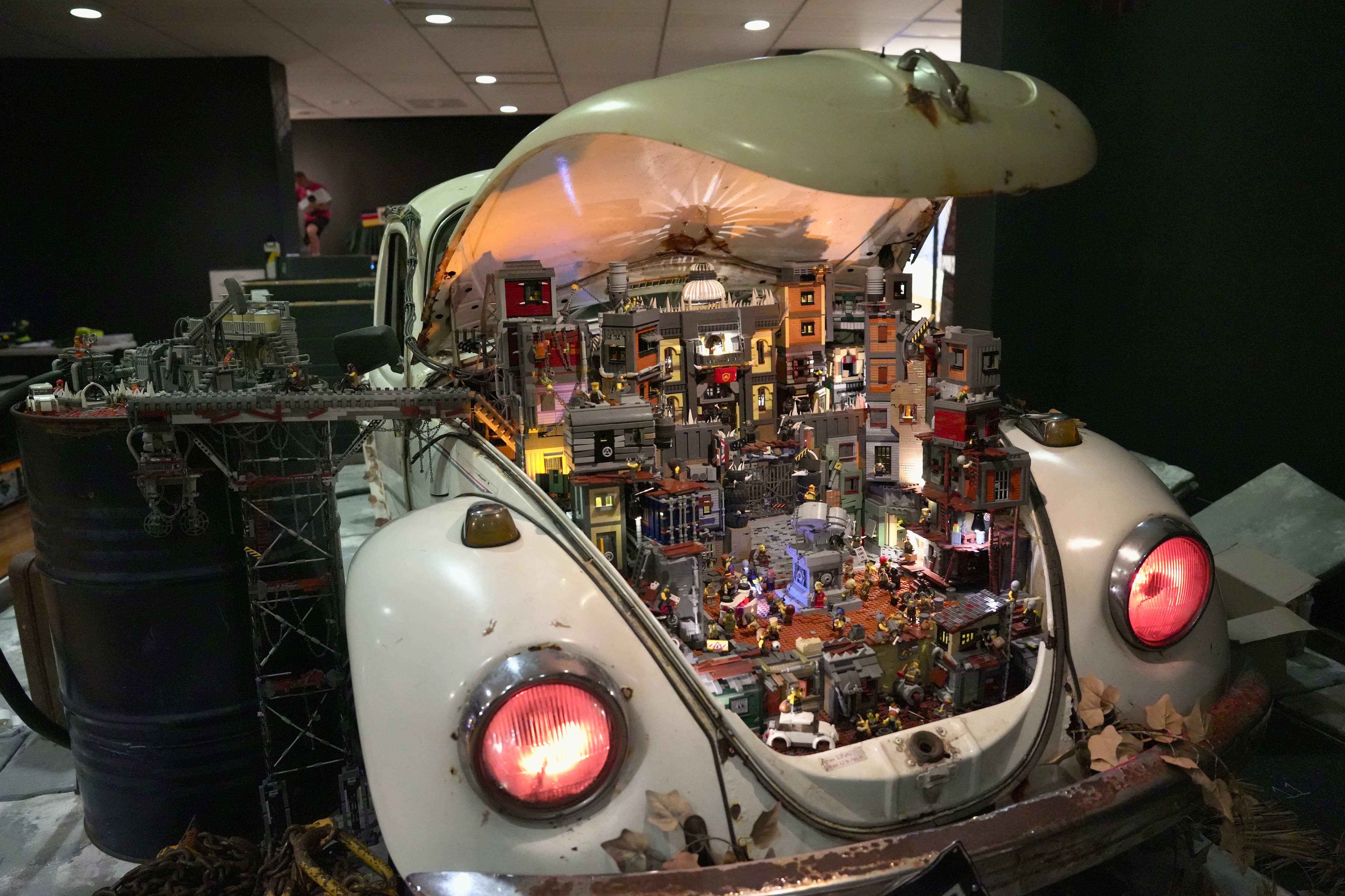 New exhibition turning antiques into futuristic Lego world