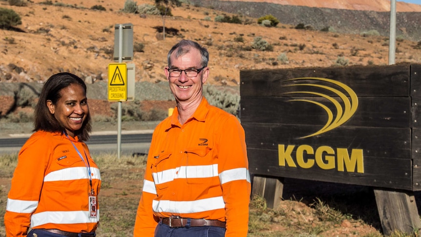 New KCGM General Manager Cecile Thaxter and outgoing GM Ian Butler at the entrance to the Super Pit.