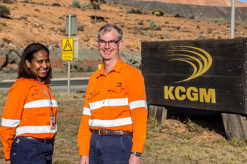 New KCGM General Manager Cecile Thaxter and outgoing GM Ian Butler at the entrance to the Super Pit.