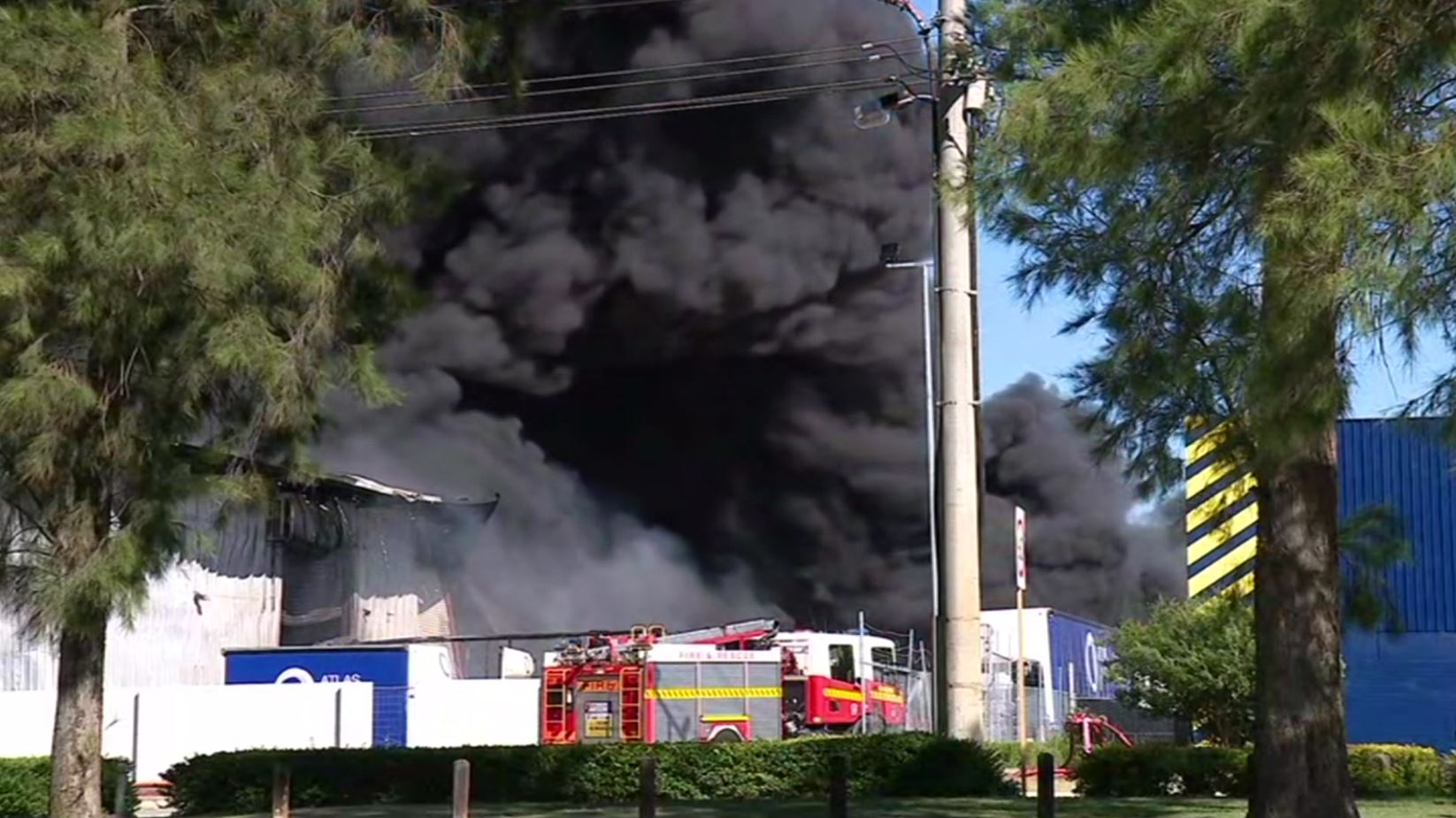 Fire at Atlas Linen factory contained, but residents told to stay