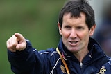 Wallabies' coach Robbie Deans has called for a longer Super Rugby mid-season break ahead of the Lions Tour.