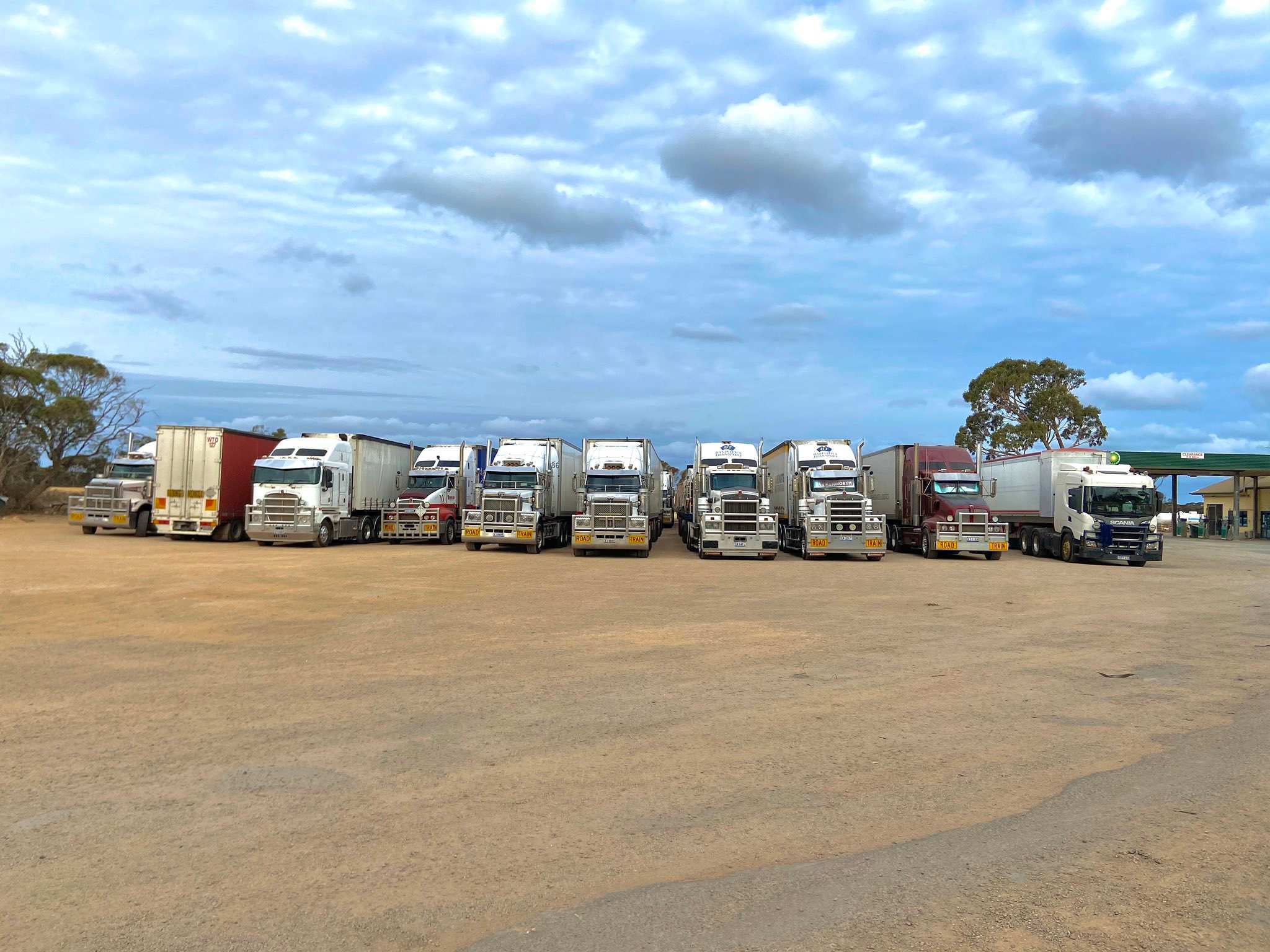 A line of trucks waiting for the Eyre Highway to be reopened.