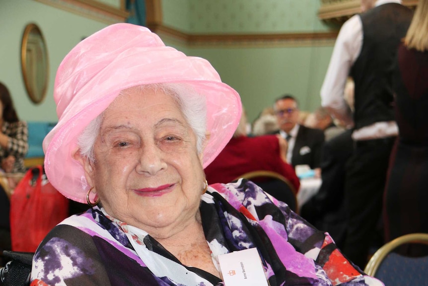 Anne Bernstine, Melbourne centenarian