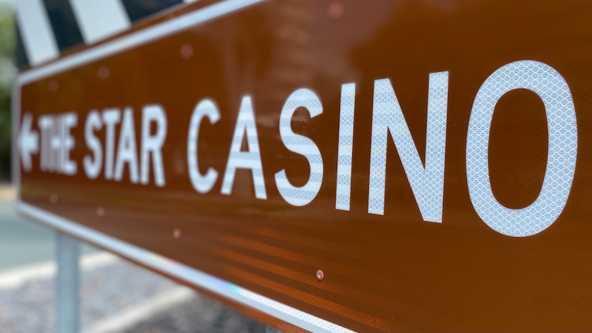 ‘Top 10 table player’ at Star Entertainment Group’s Gold Coast casino continued to gamble despite ban in other states inquiry hears – ABC News