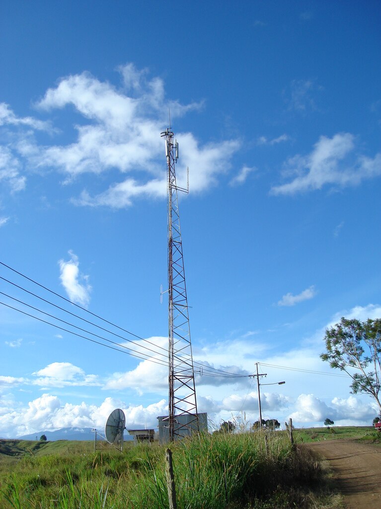 PNG mobile phone tower