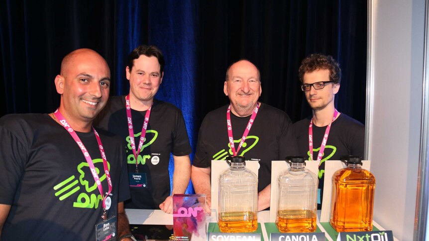 The NxtOil team win the People's Choice "Breakthrough Innovation Award" as part of the CSIRO's ON Accelerate Program.