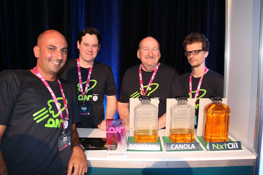 The NxtOil team win the People's Choice "Breakthrough Innovation Award" as part of the CSIRO's ON Accelerate Program.
