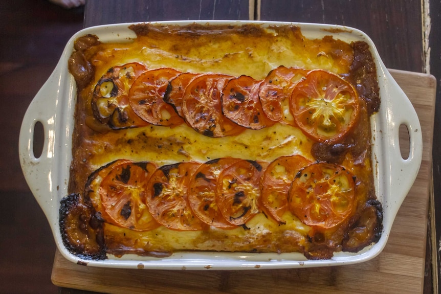 A delicious looking cottage pie straight from the Metters wood fired stove.