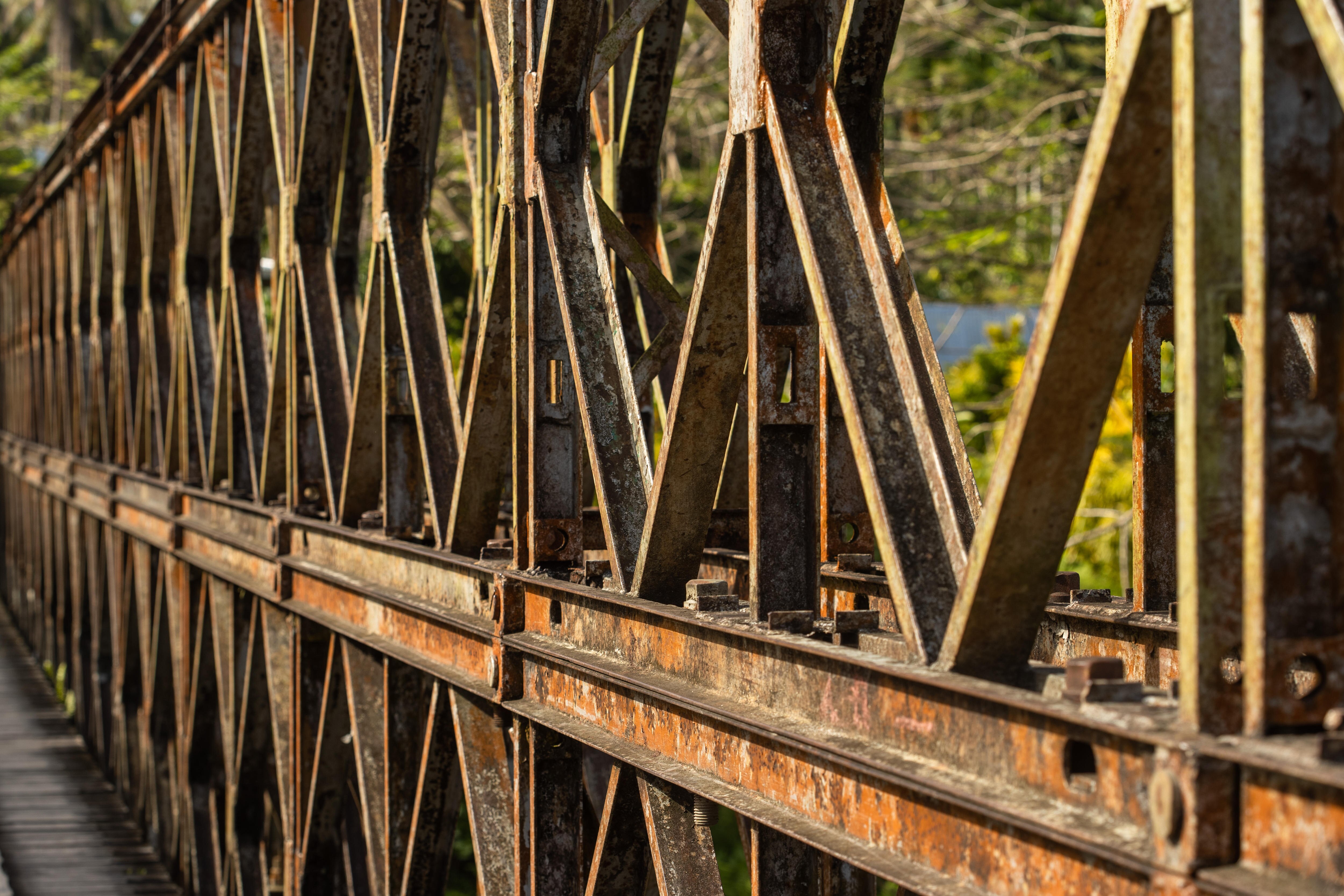 Bridge work up-close