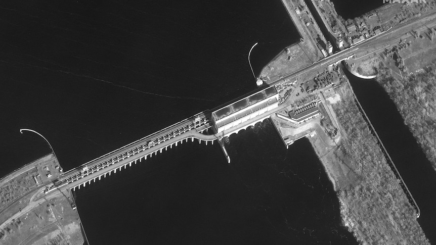 A satellite image of the Kakhovka hydro-electric dam.