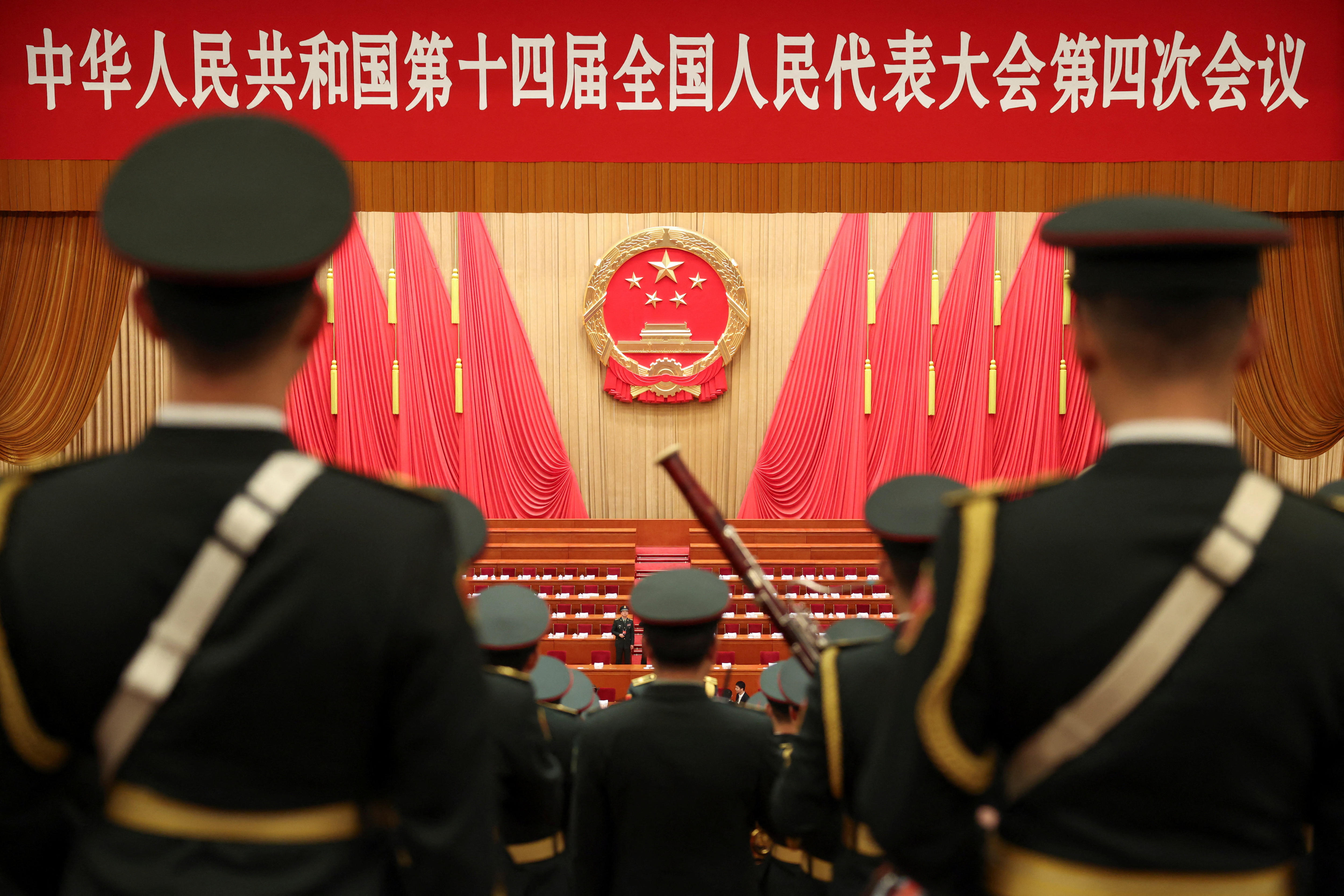 China keeps defence spending high in drive to modernise