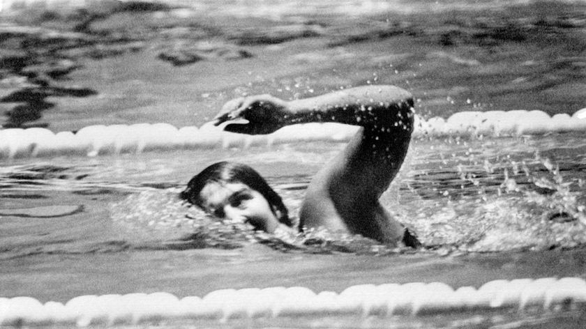Dawn Fraser swims to victory