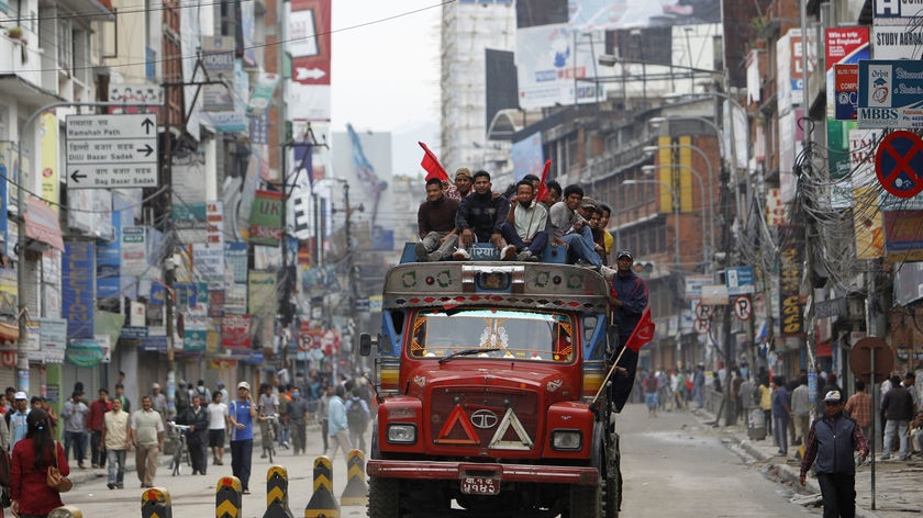Maoist activists bring Kathmandu to a standstill