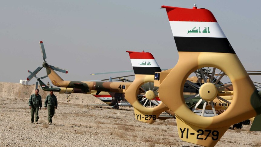 Iraq helicopters during military training session