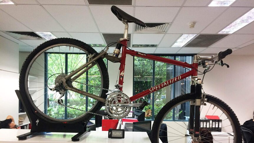 A much older model of the Specialised mountain bike