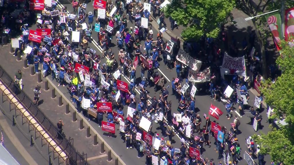 NSW Nurses March In Protest Of Pay And Conditions - ABC News