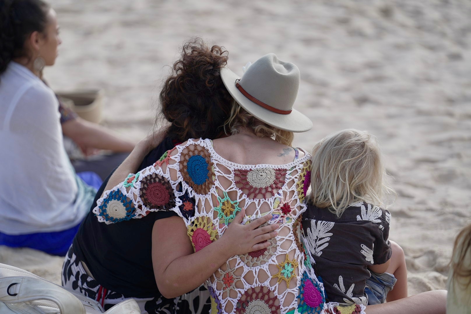 Live: Circle of peace forms at Bondi as Day of Reflection begins