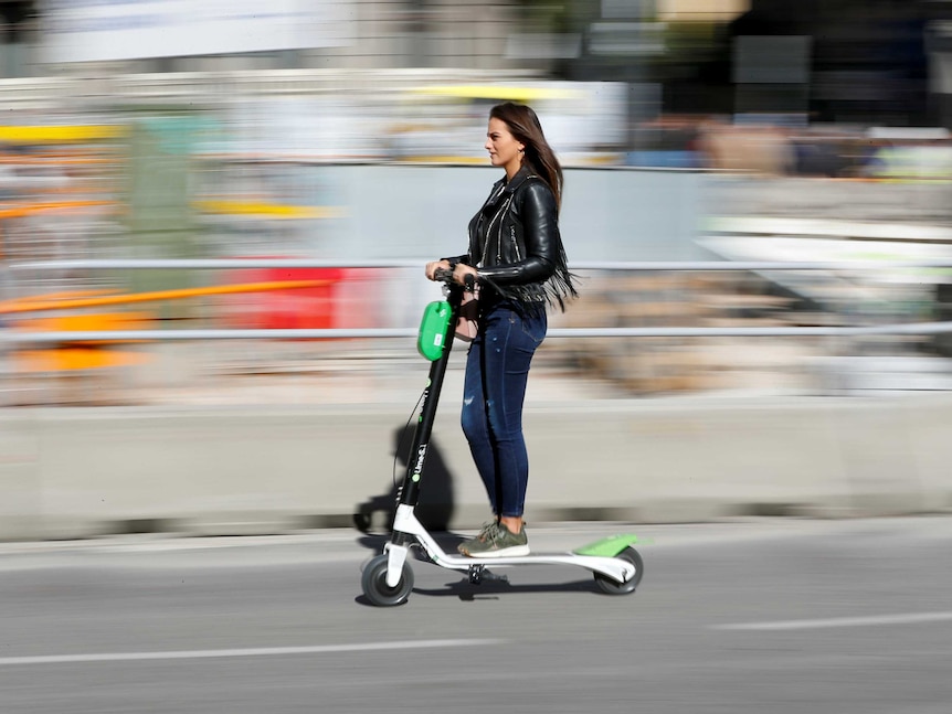 angreb misundelse Gemme E-scooter trial starting soon on Melbourne and Ballarat's streets - ABC News