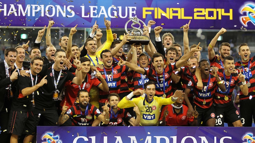 Western Sydney Wanderers lift the Asian Champions League trophy