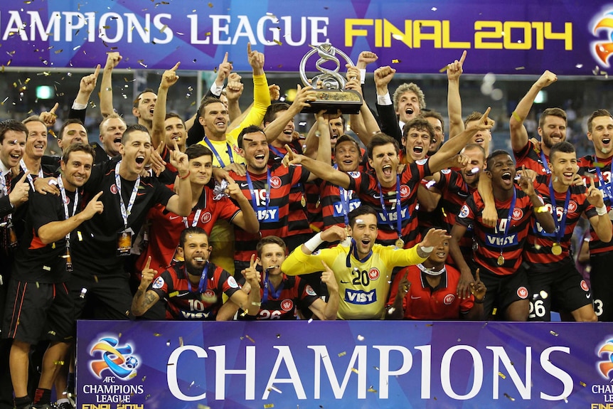 Western Sydney Wanderers lift the Asian Champions League trophy