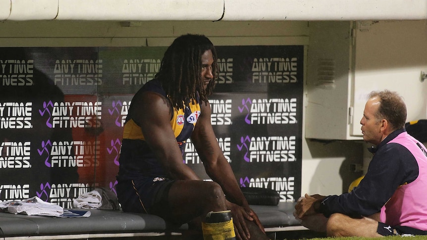 Nic Naitanui sidelined after injuring knee