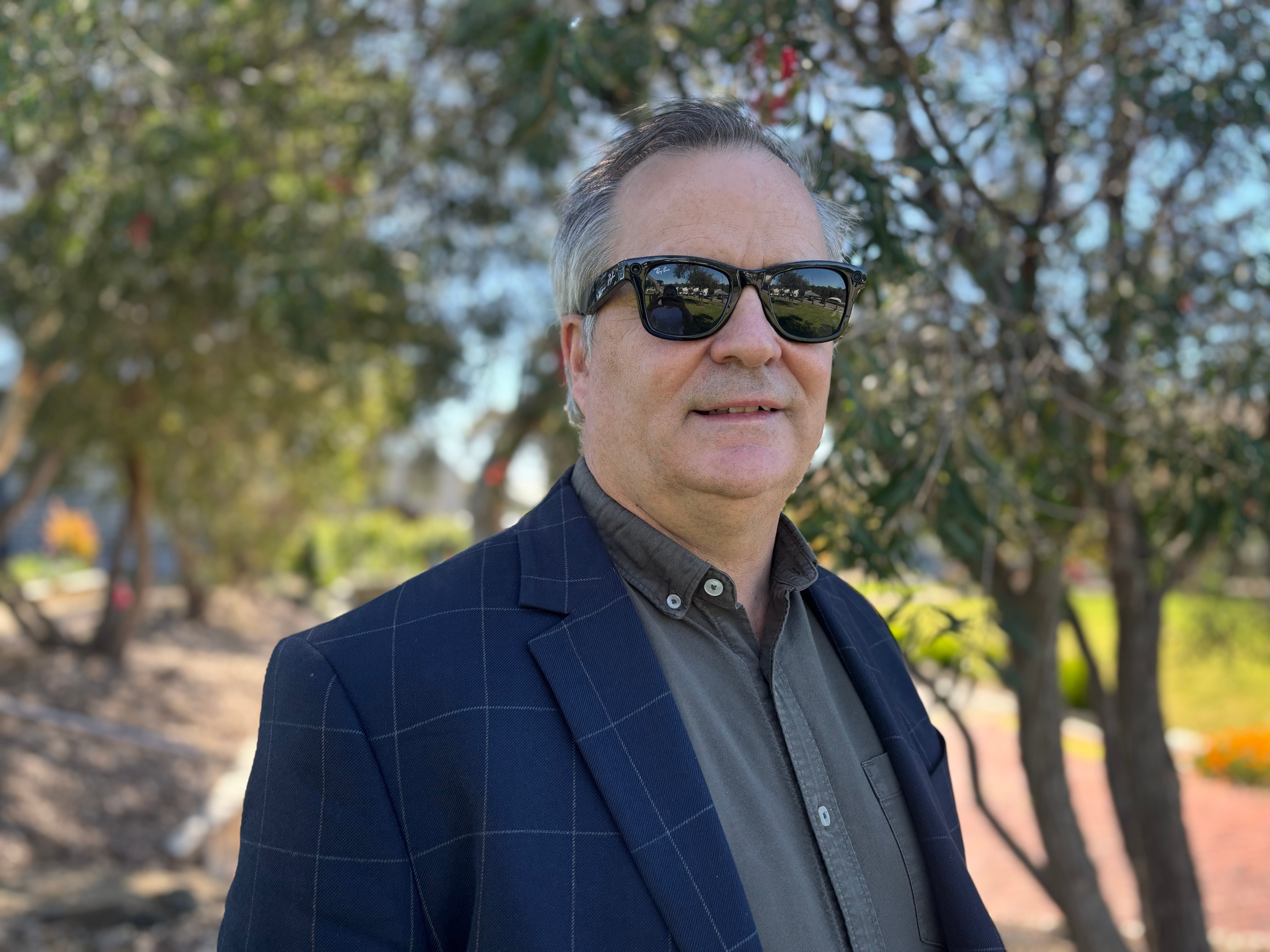 Smart glasses 'life-changing' for blind and deaf people, despite concerns