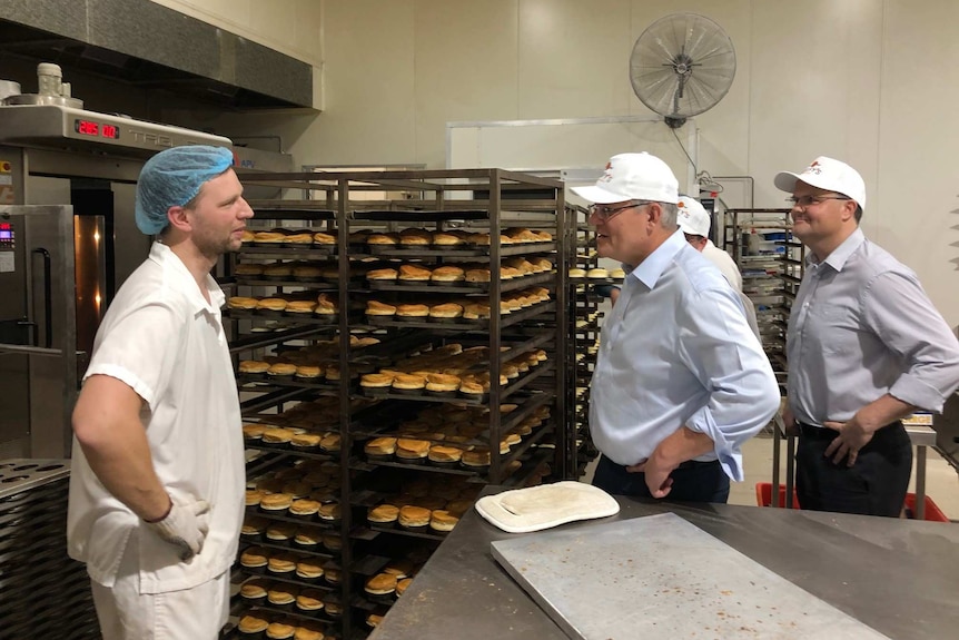 Prime Minister Scott Morrison and member for Fairfax Ted O'Brien meet staff at Beefy's pies.