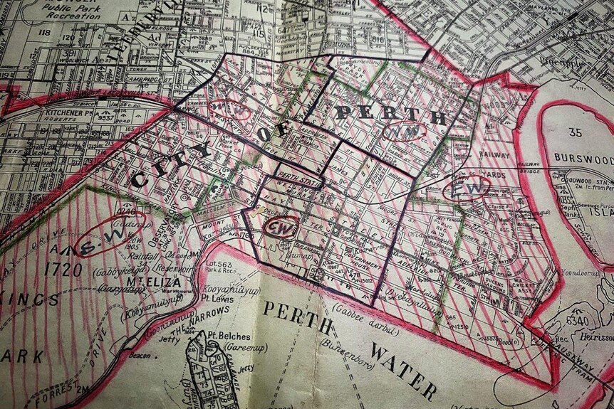 Historical map of Perth with areas marked in red.