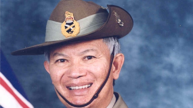 A colour profile picture of Darryl Low Choy in his Major General Army Reserves uniform