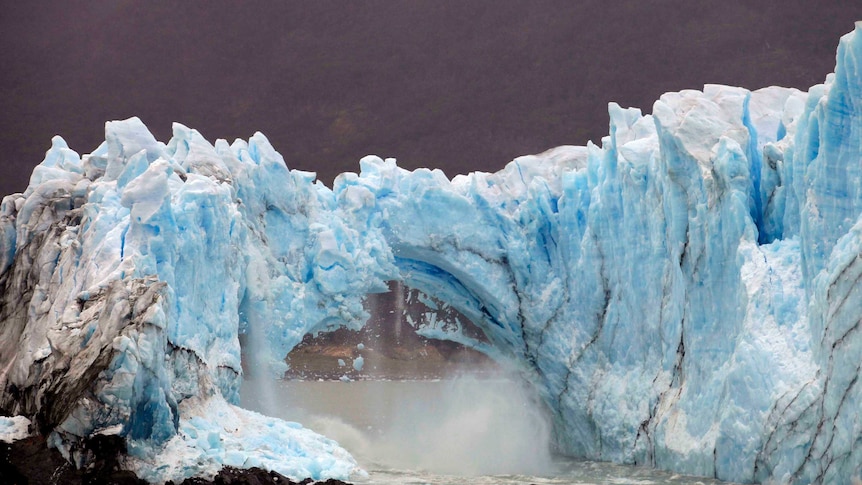 Perito Moreno ice bridge