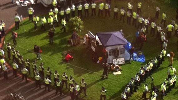 Police surround Occupy Melbourne protestors.
