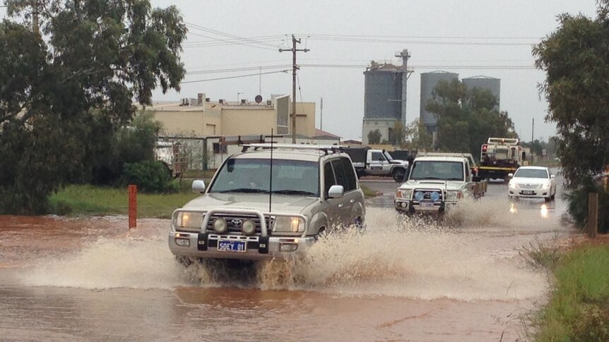 Four wheel drives through flooding