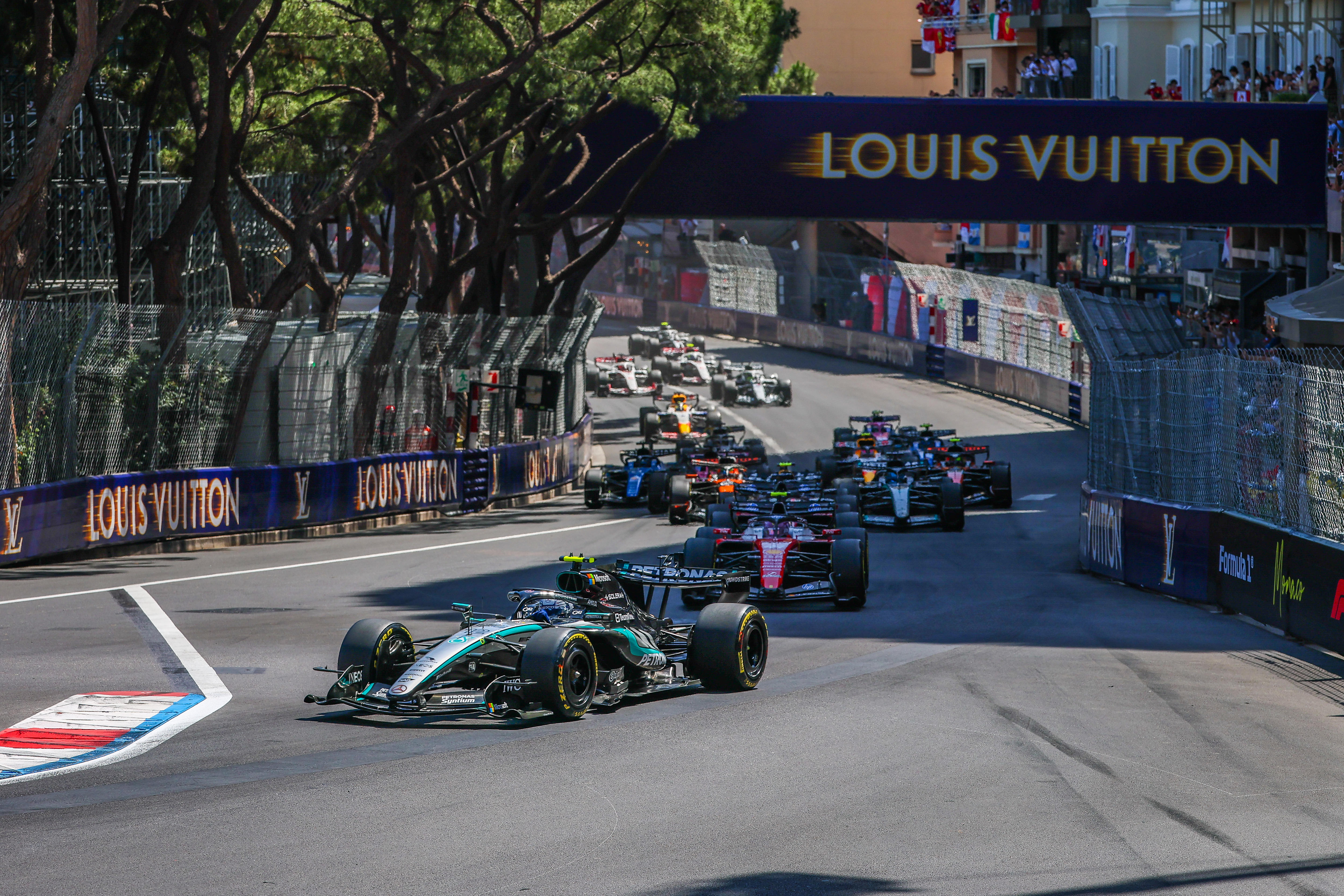 Live: Monaco GP suspended after two late safety cars