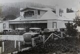 A black and white photo of Hotel Arthur in Port Arthur in 1930.