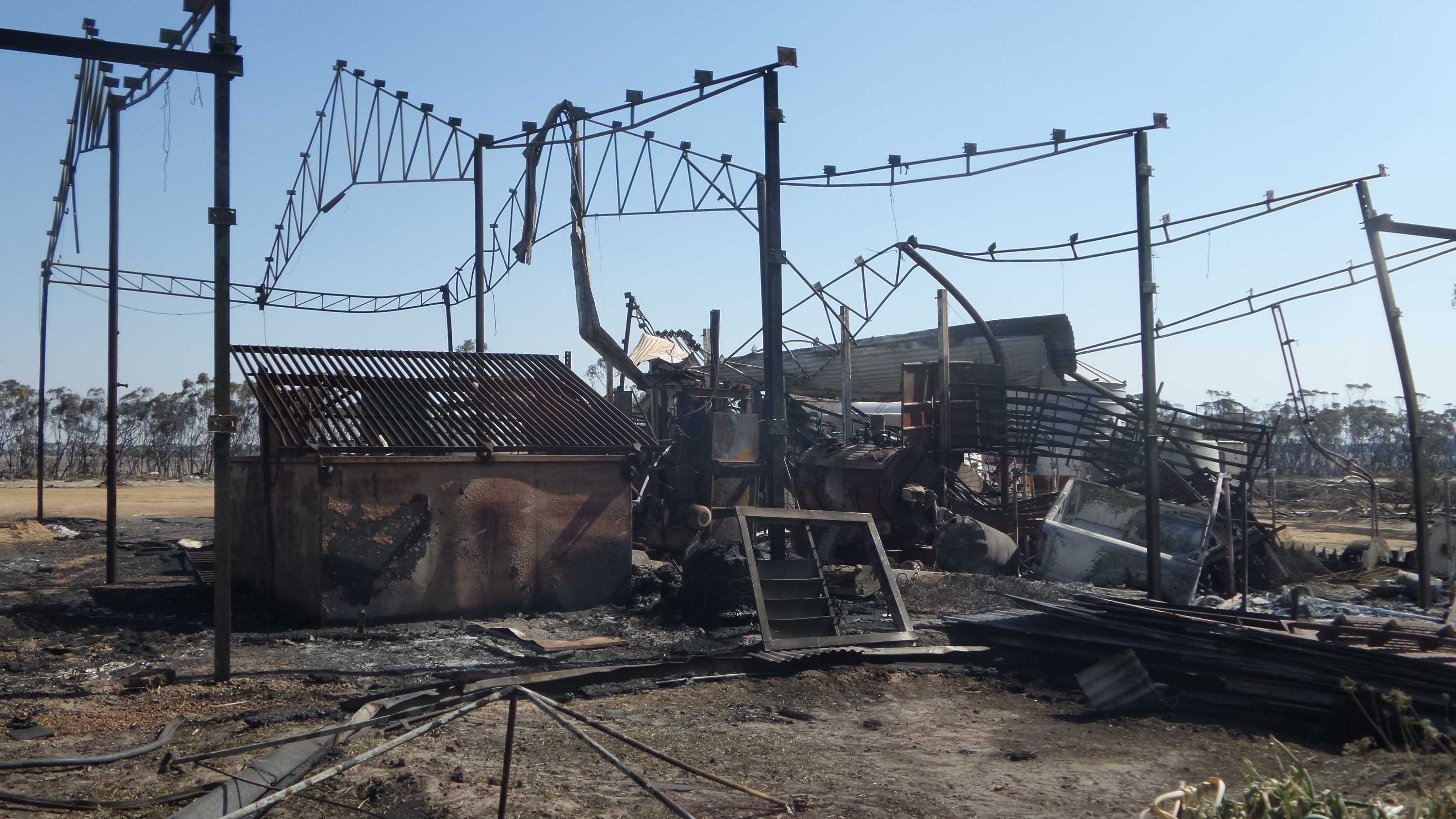 Esperance fatal fire report critical of DFES response,