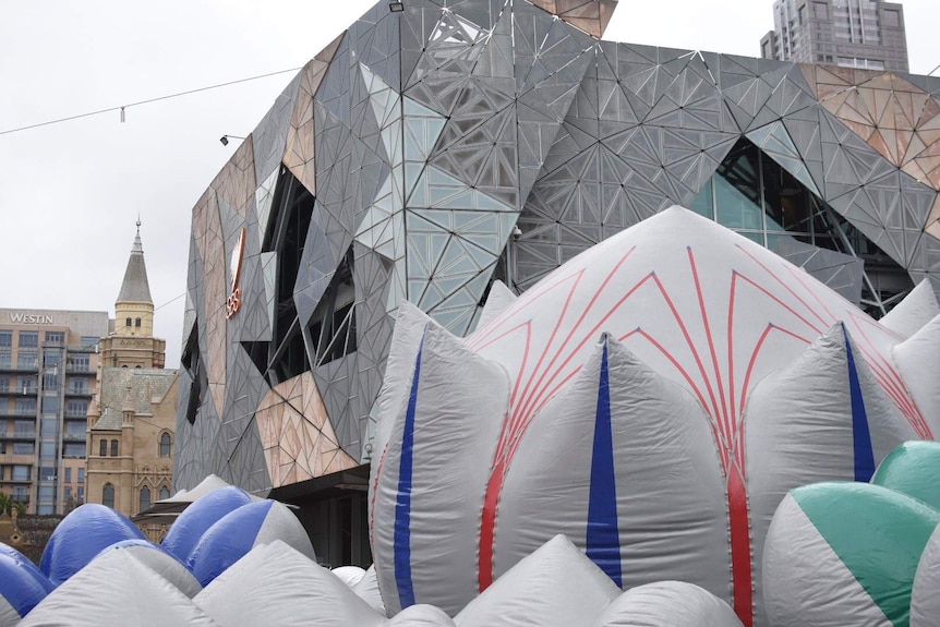 The sculpture as seen from the outside in Federation Square.
