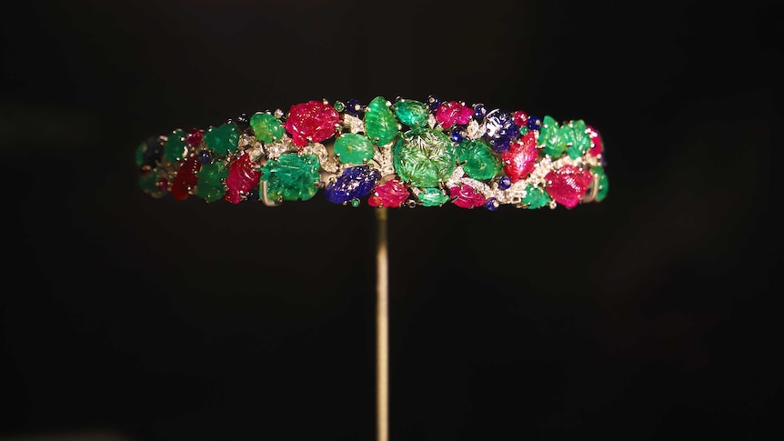 The Tutti Frutti bandeau made up of emeralds, rubies, sapphires and diamonds.