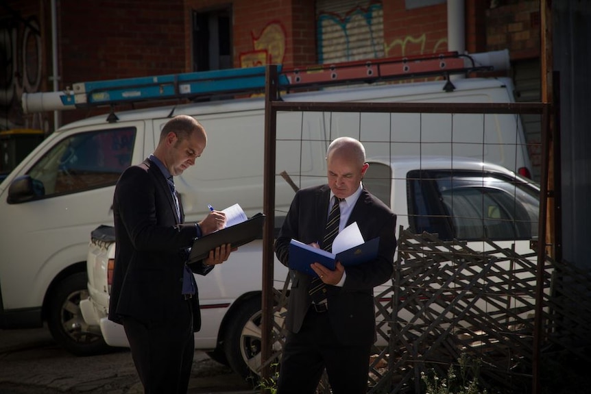 Det Senior Sergeant David Butler and Det Sergeant Paul Rowe