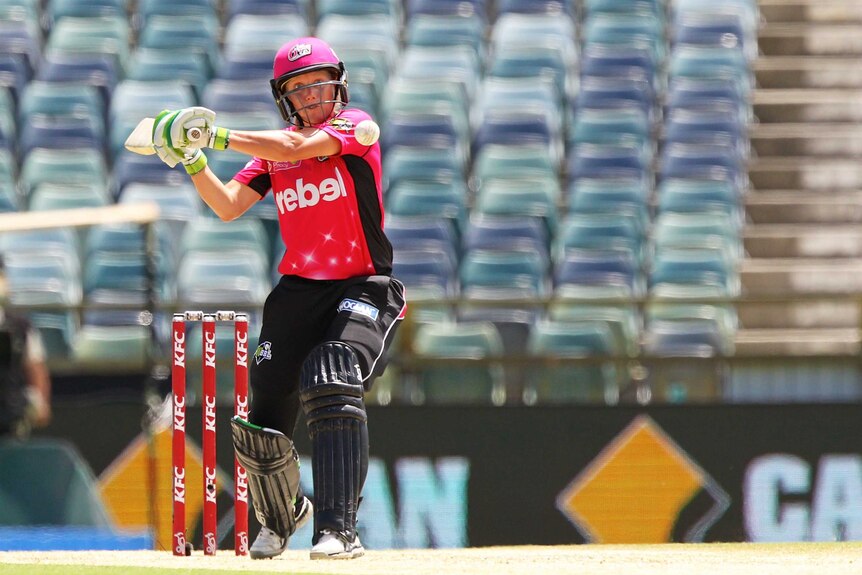 Alyssa Healy top scored for the Sixers with 40 off 27 balls against the Scorchers.