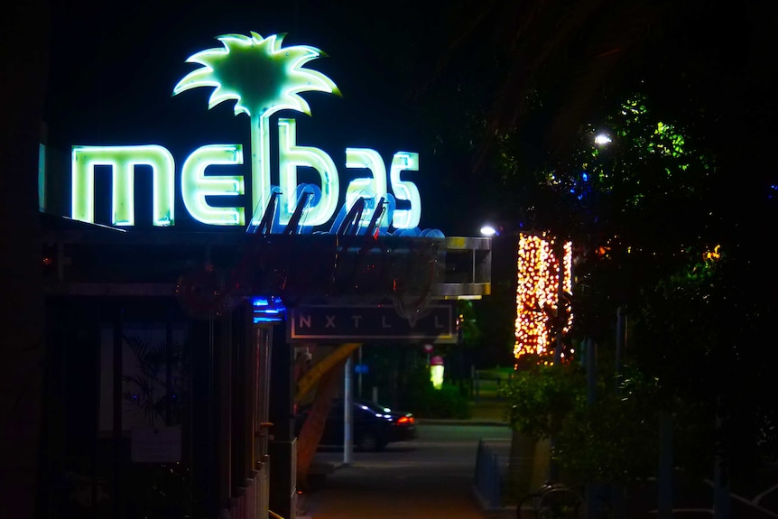 Closure of Melbas on the Park a 'wake-up call' for Surfers Paradise  hospitality industry - ABC News