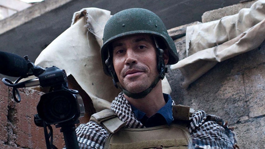 Journalist James Foley working in Syria