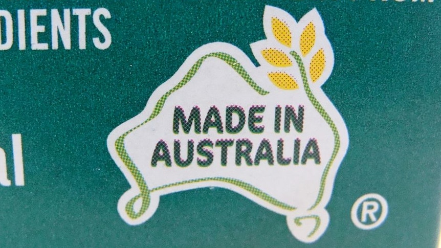 Fruit Growers Victoria wants an overhaul of 'misleading' country-of-origin labelling.