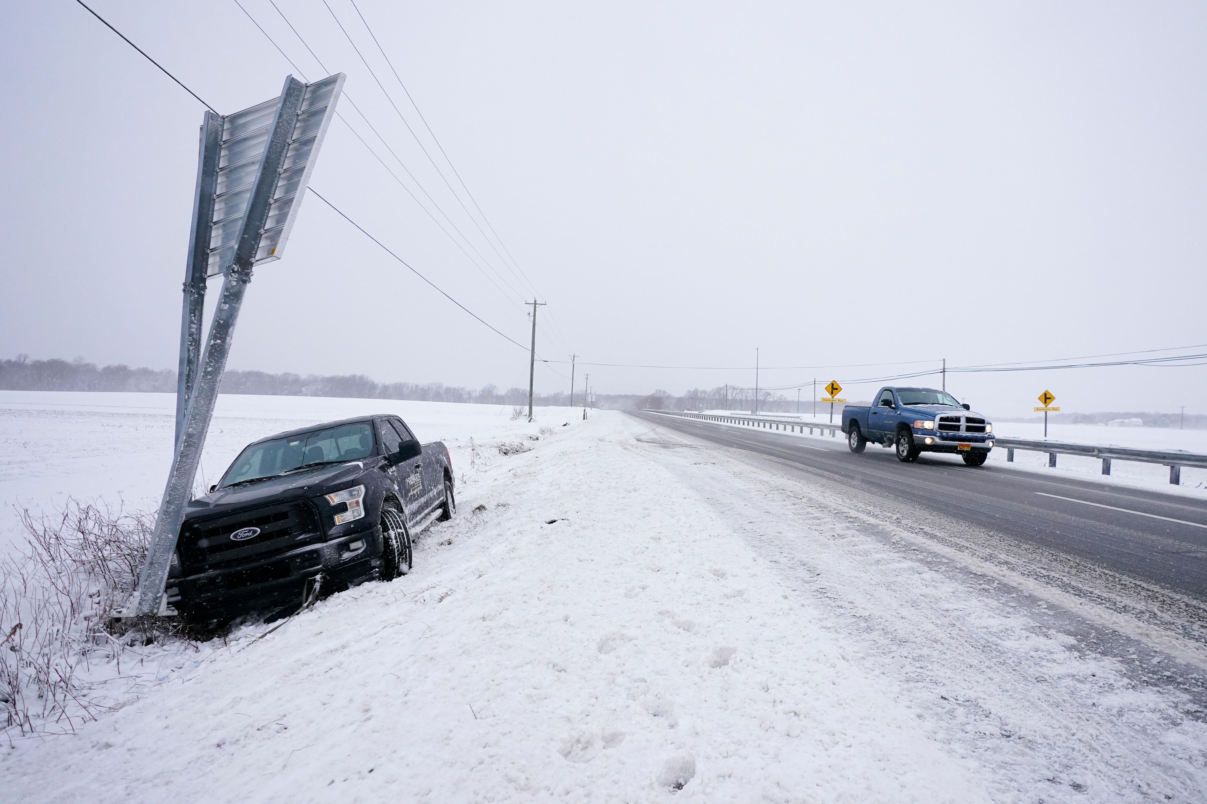 Winter Storm Lashes US East Coast With Hurricane-strength Winds And ...