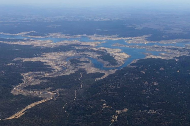 An aerial shot of Copeton Dam, near empty