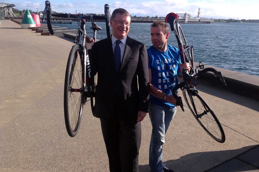 Denis Napthine and Cadel Evans at cycling announcement in Geelong