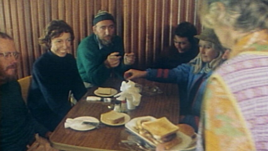 After the experiment ended, the group retreated to a local corner store and ordered a round of burgers.