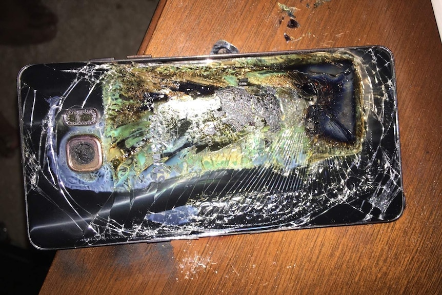 A Samsung Galaxy Note 7 that had caught fire